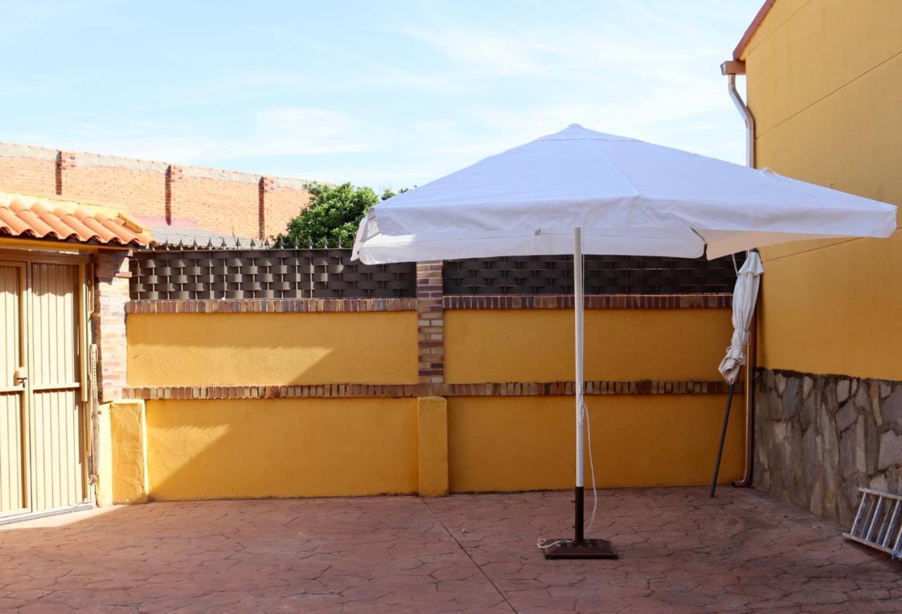 El Hogar De Pepe Villa El Casar de Escalona Ngoại thất bức ảnh